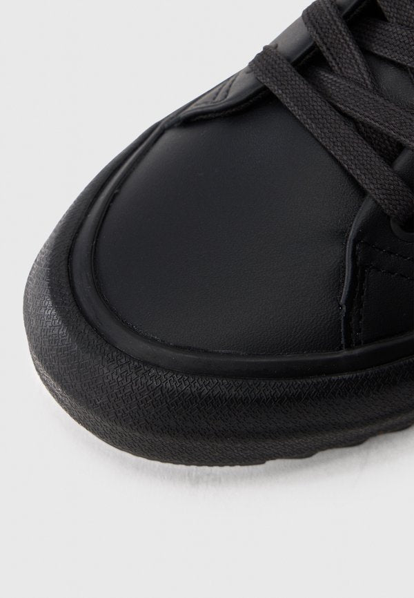 Tommy Hilfiger LEATHER SERRATED MID-TOP TRAINERS