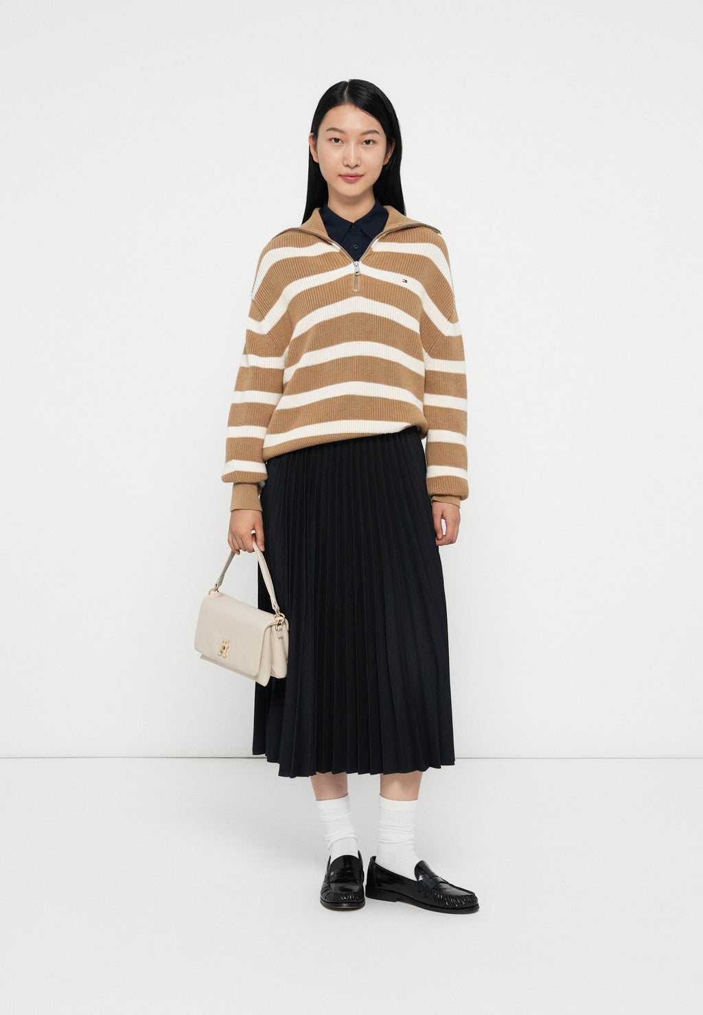 PLEATED MIDI SKIRT Media 2