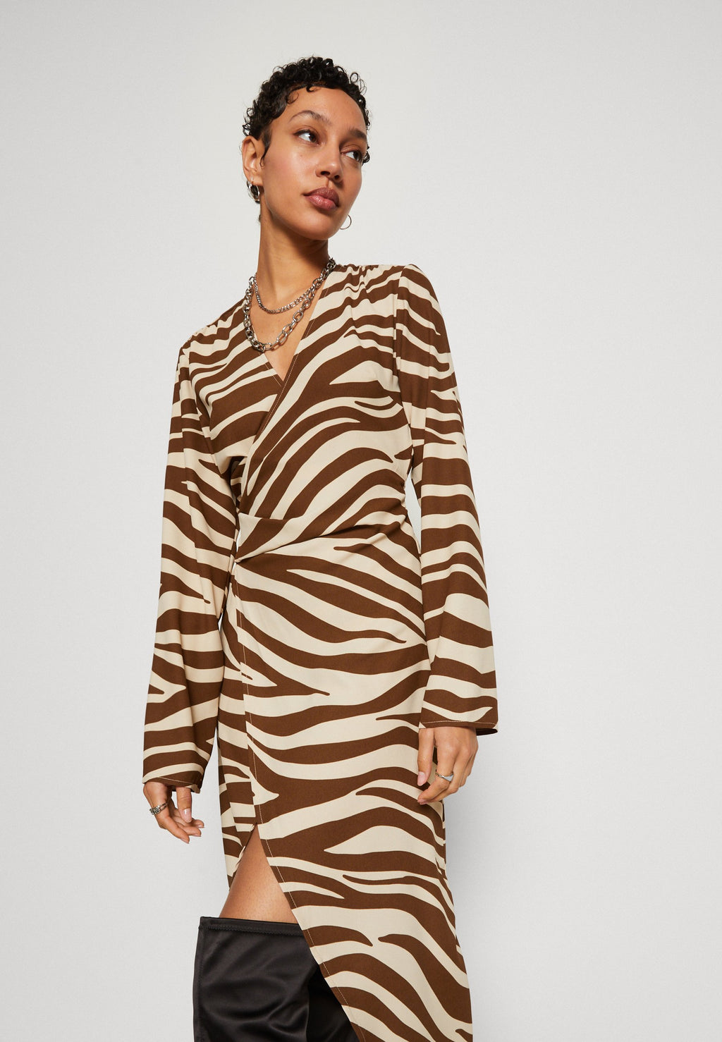 NA-KD WAIST DETAIL DRESS