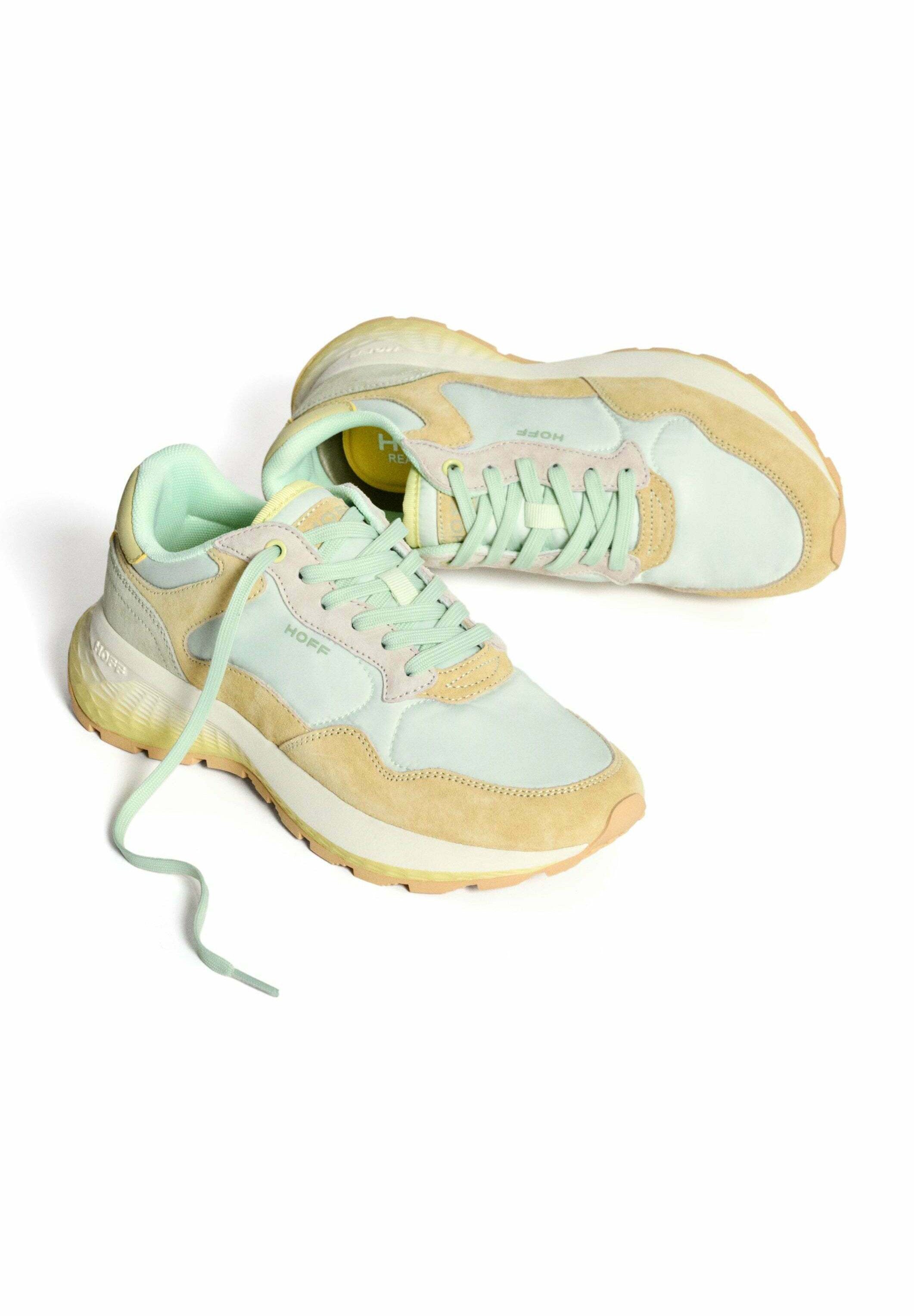 READING SNEAKERS Media 2