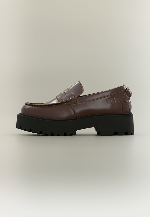 Tommy Jeans ARCHIVE LEATHER CHUNKY CLEAT LOAFERS