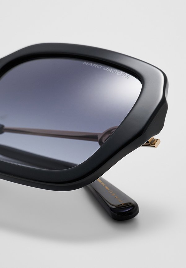 MARC JACOBS JAC SUN