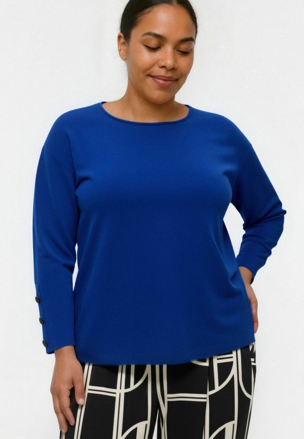 Vero Moda Curve Knitted VMCGOLD Knitted - Jumper - surf the web