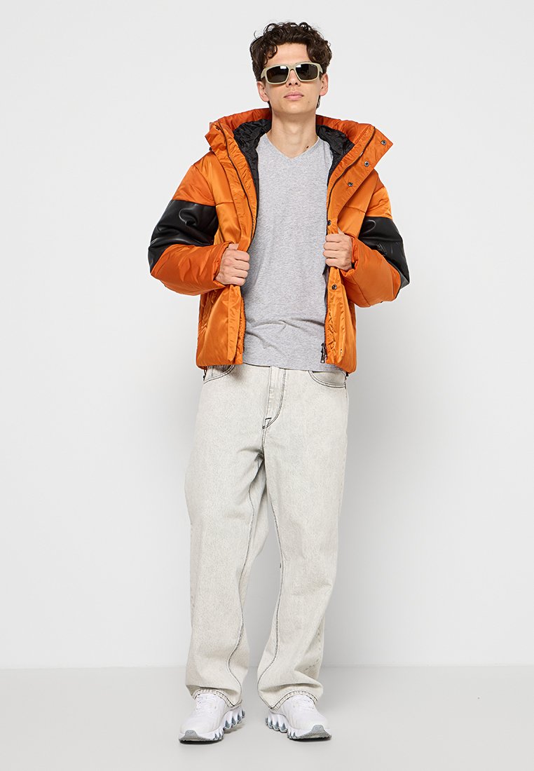 Armani Exchange Winterjacke Media 2