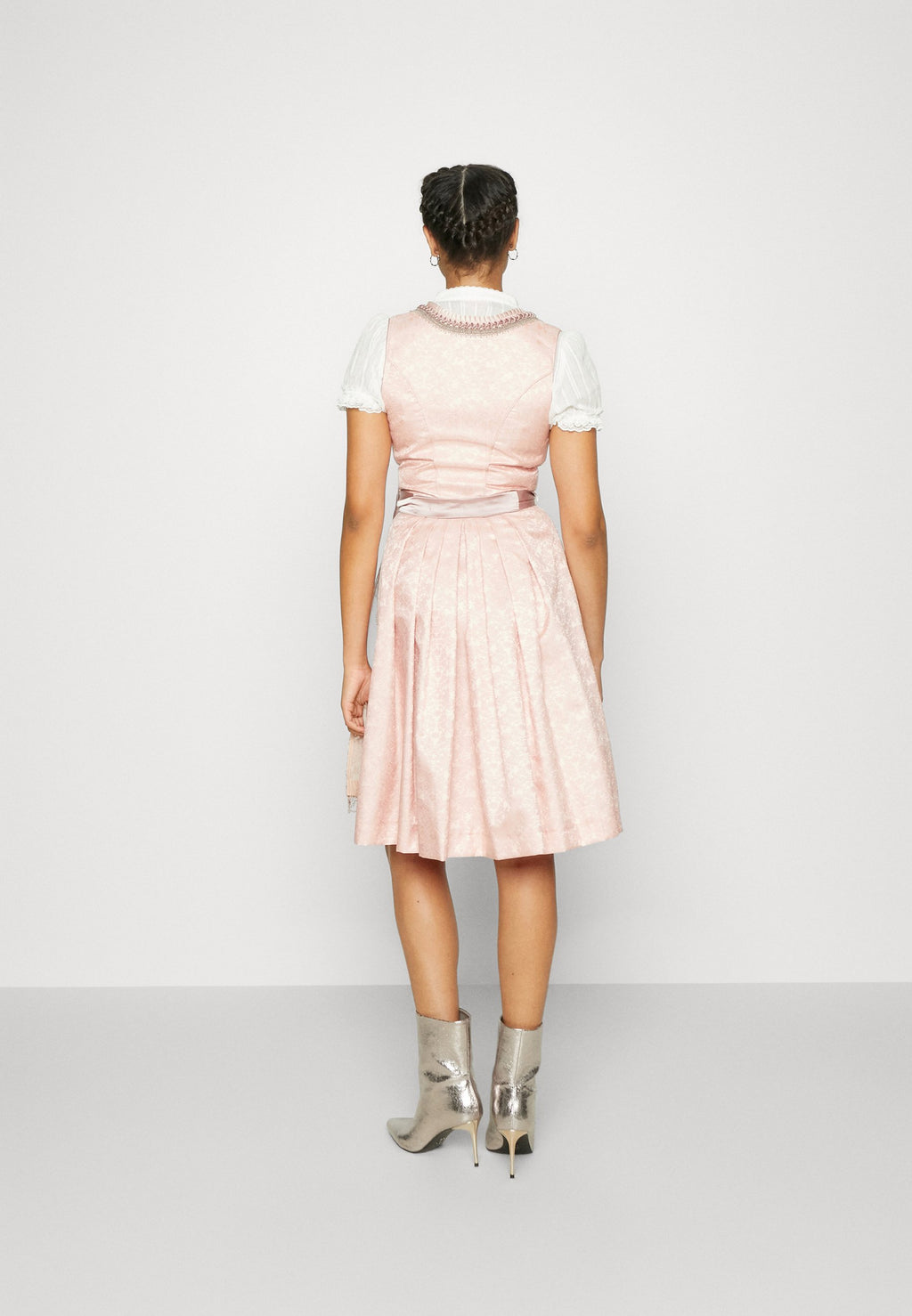Krüger Dirndl
