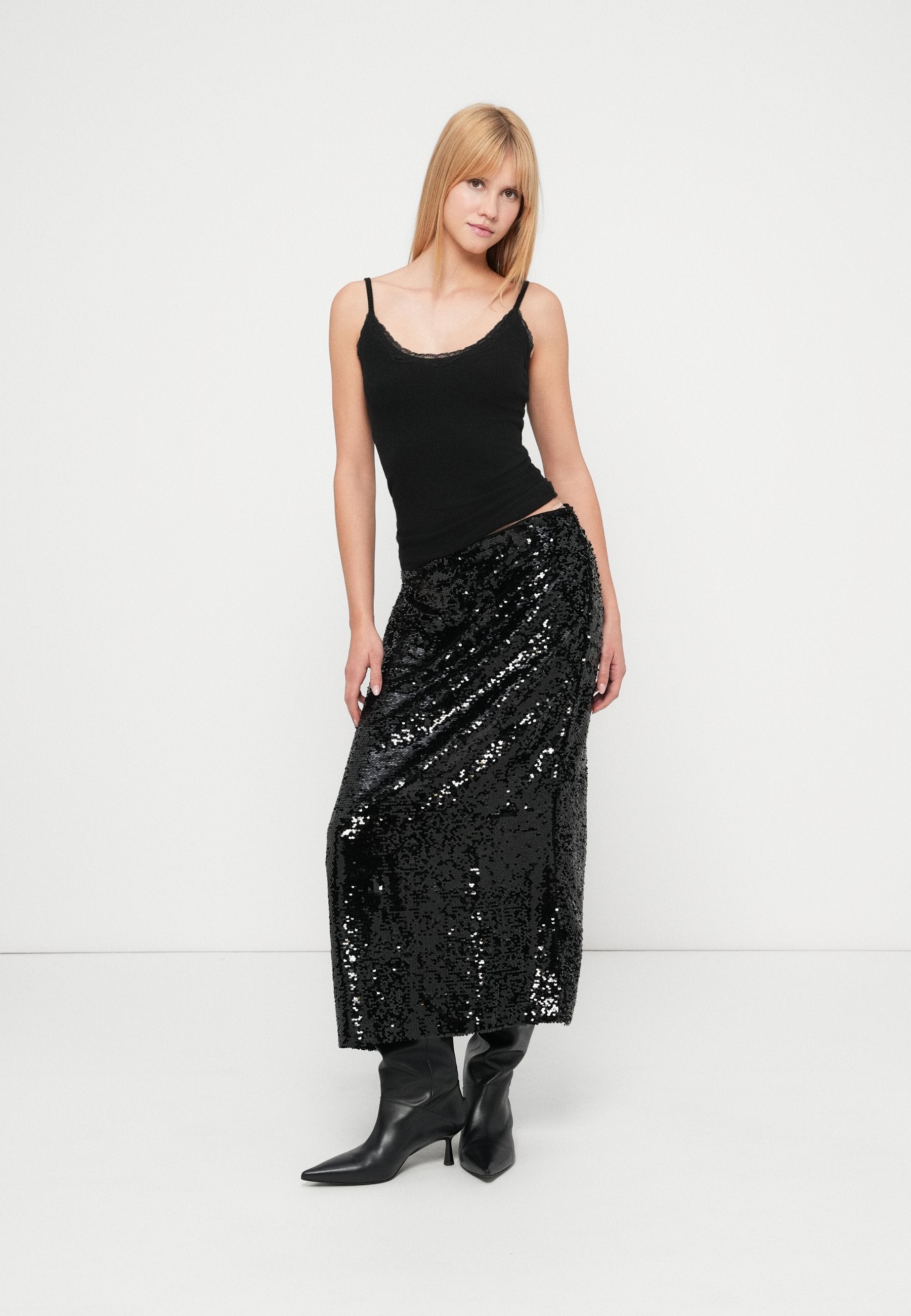 GAP SEQUIN SKIRT