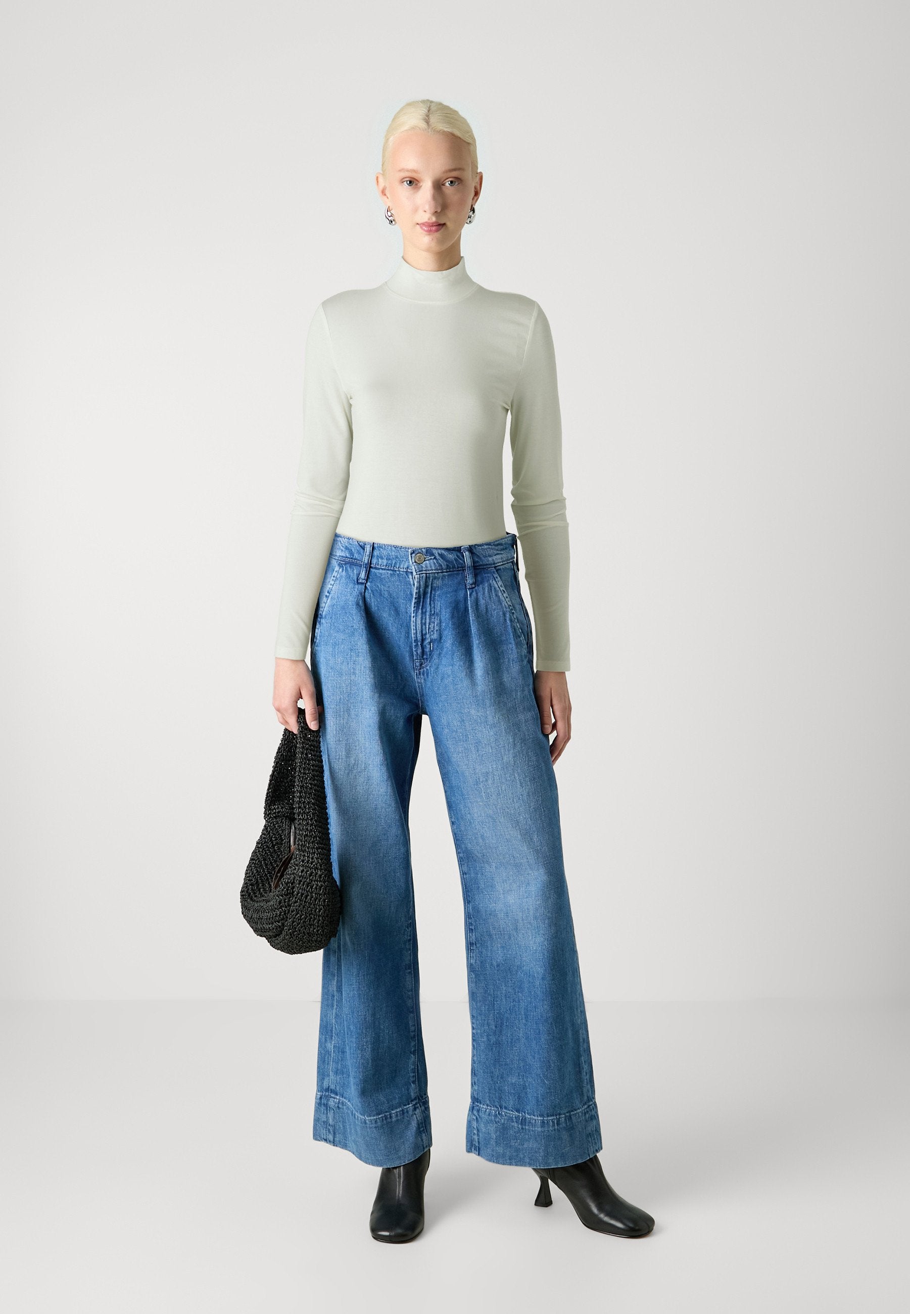 Selected Long sleeved basic high neck