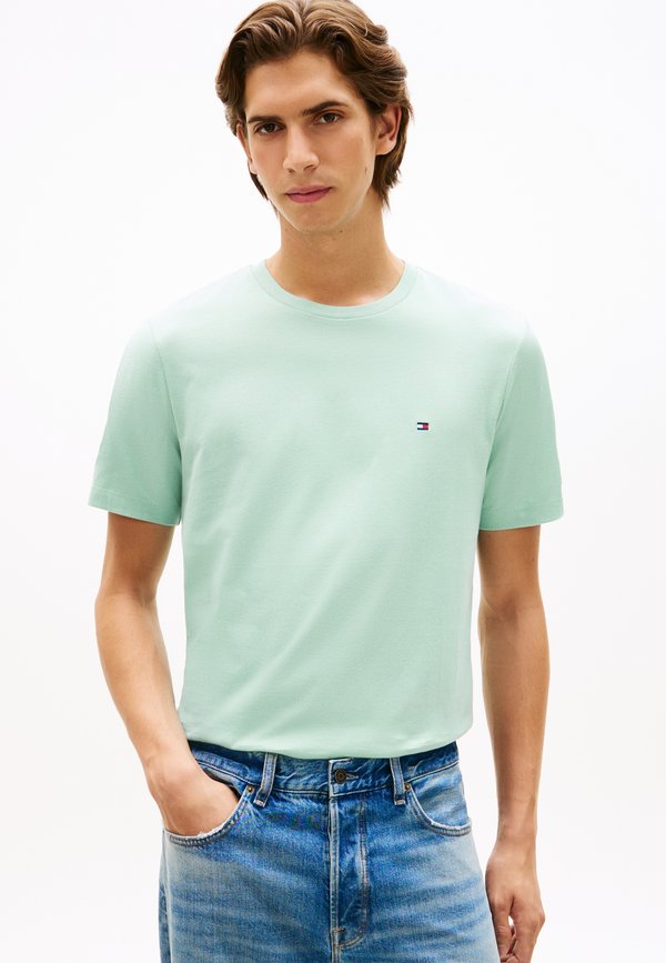 Tommy Hilfiger SEASONAL SOLID TEE CORE ESSENTIALS