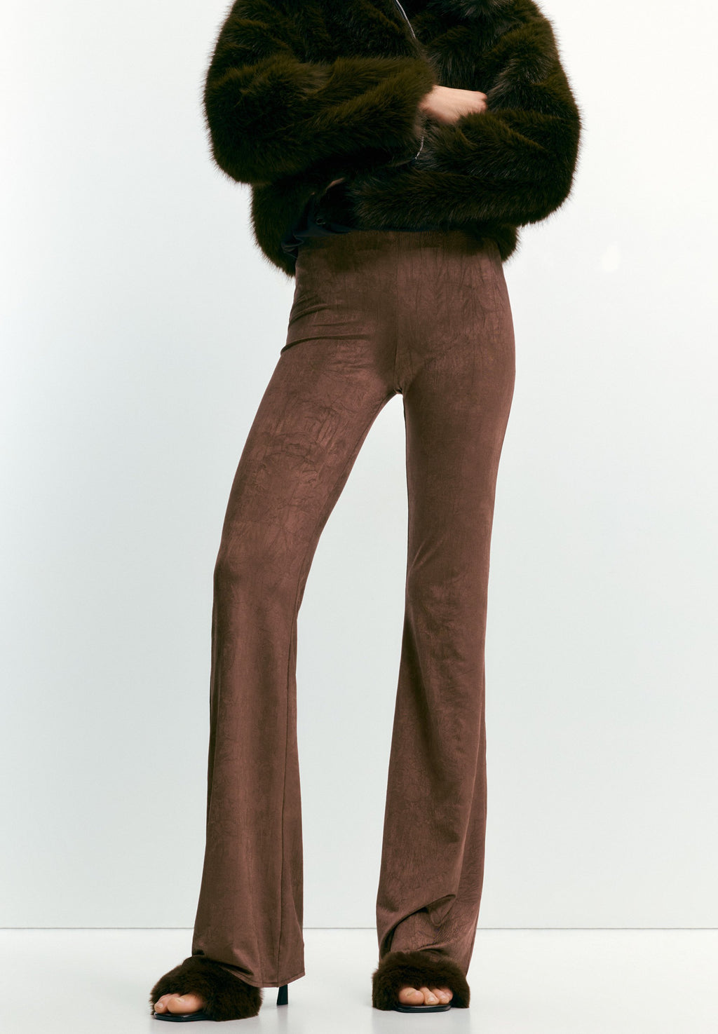 PULL&BEAR TEXTURED BELL BOTTOM