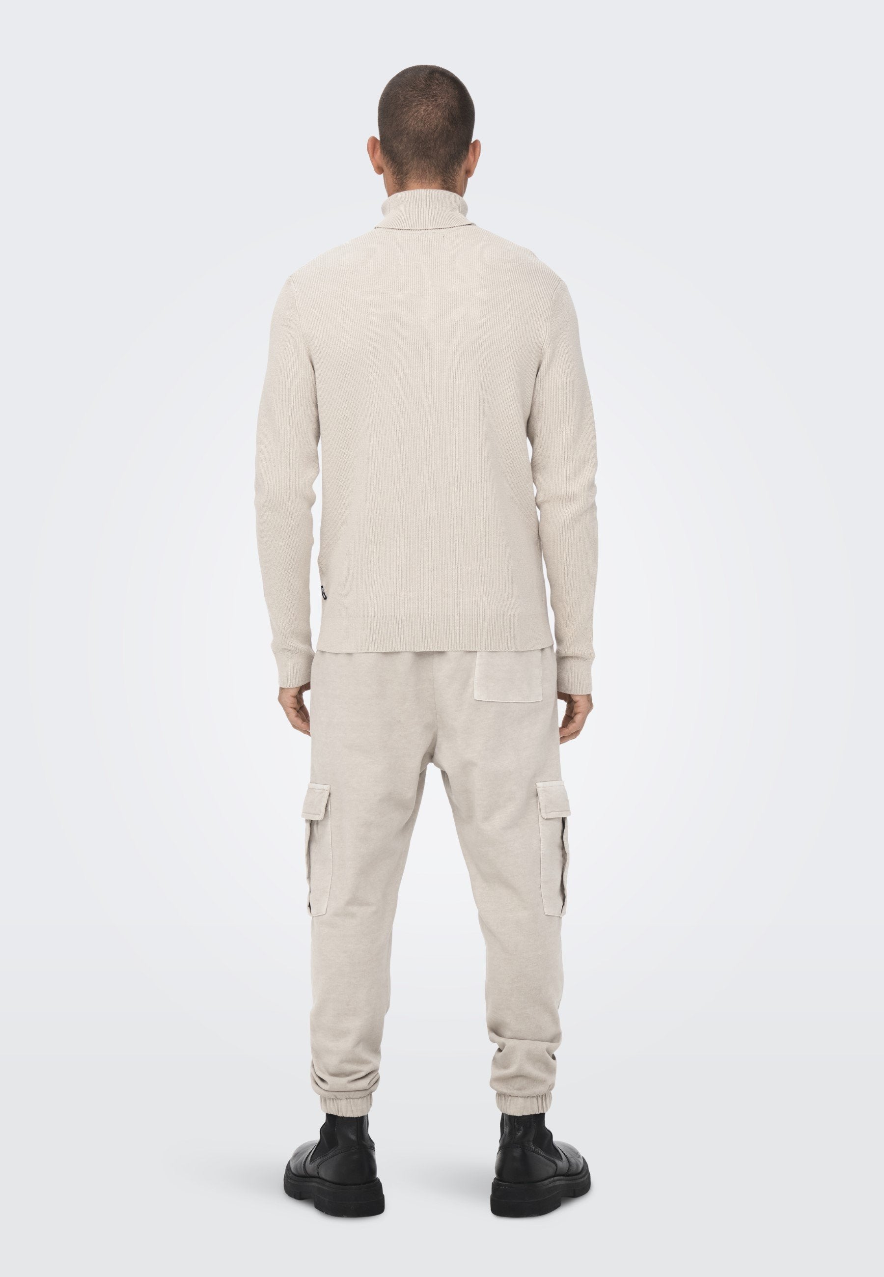 Knitted ONSPHIL Media 4