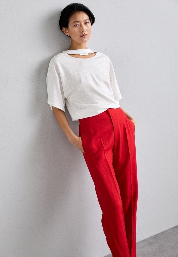 Victoria Beckham TAPERED LEG TROUSER