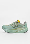 New Balance REBEL V5