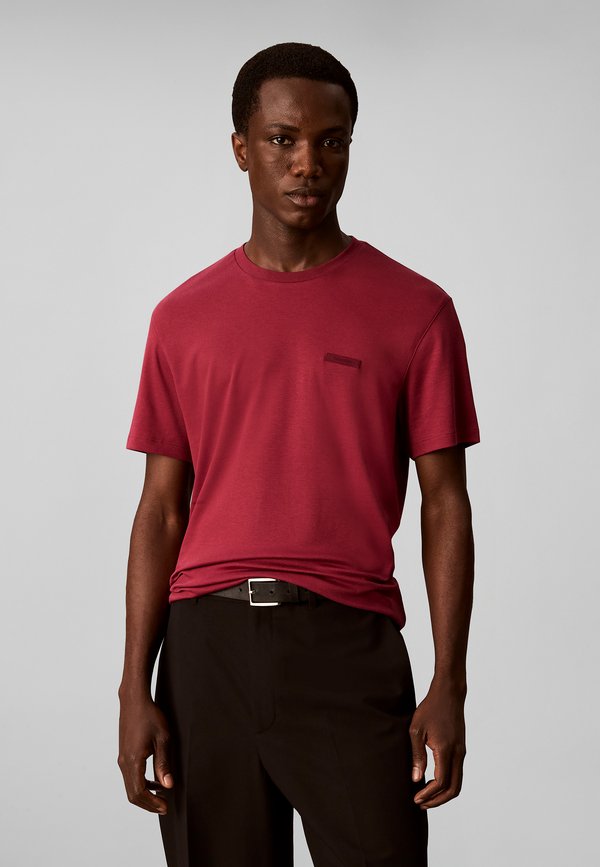 Calvin Klein Basic T-shirt - rhododendron