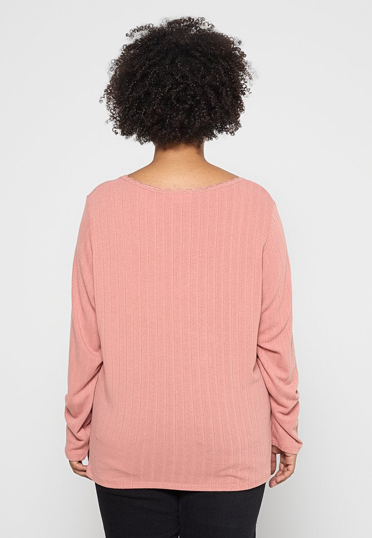 ONLY Carmakoma Langarmshirt Media 2