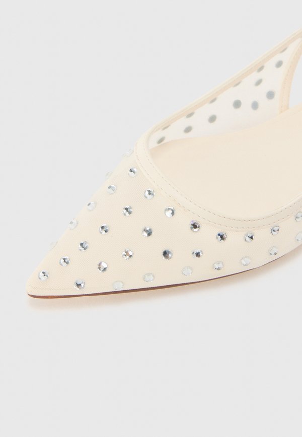 Steve Madden OLYVIA