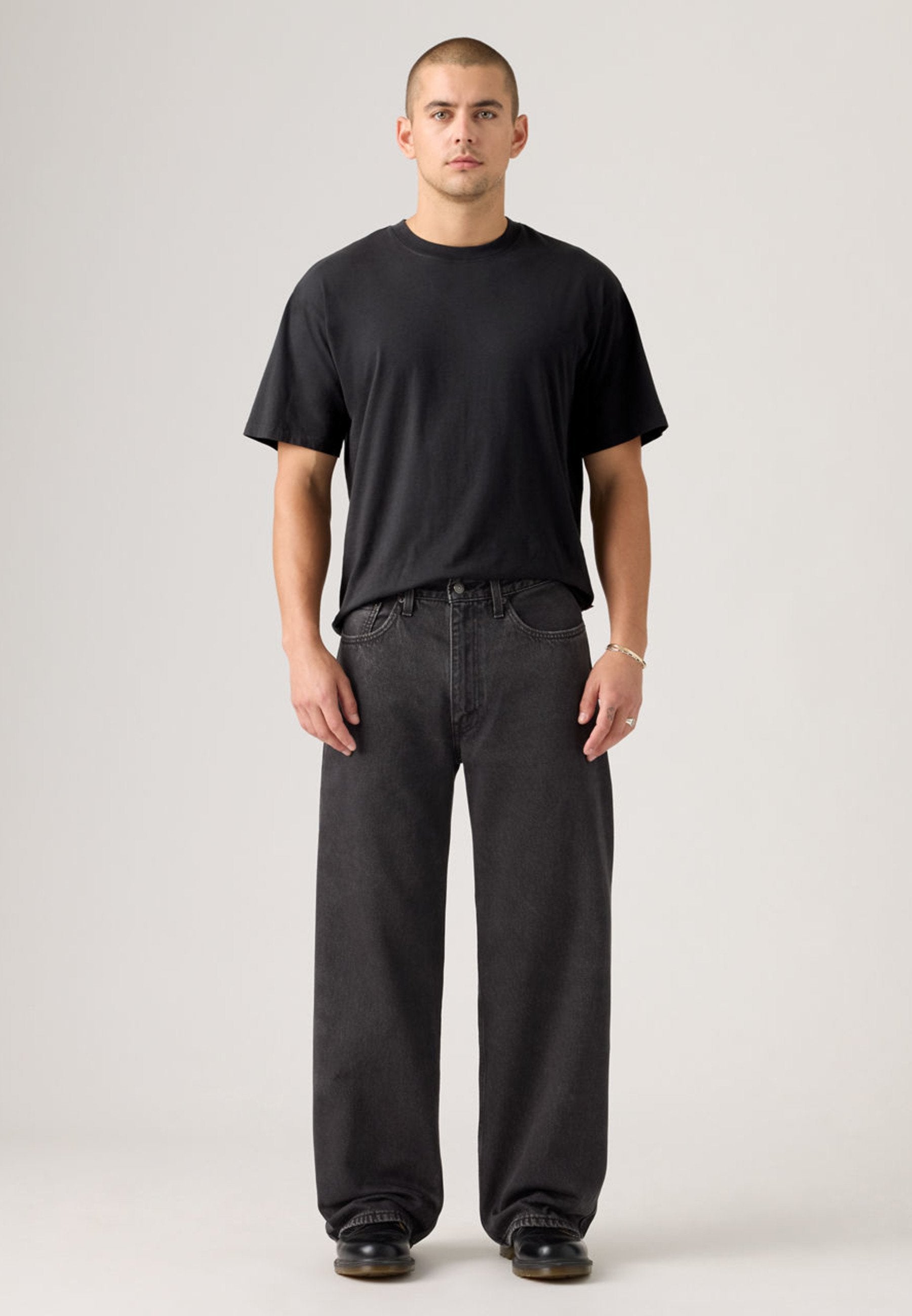 Levi's® EXTRA BAGGY