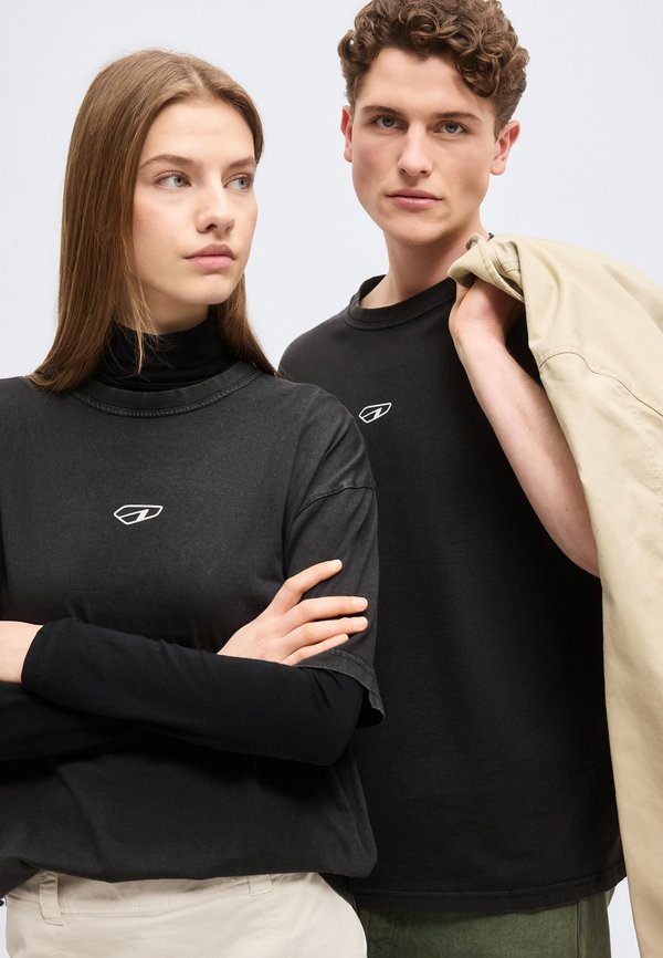ARKK Copenhagen CORE BOXY TEE UNISEX