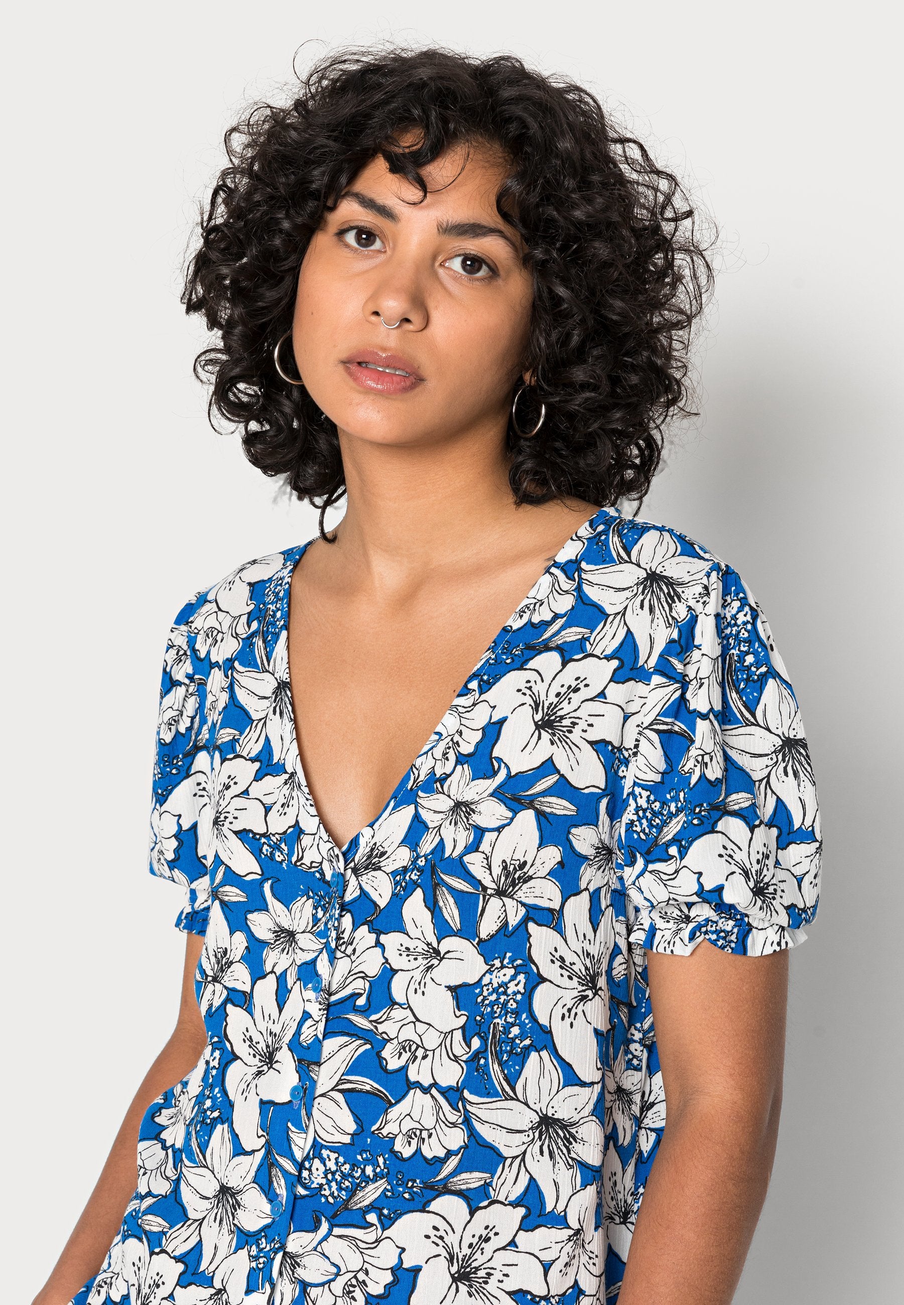ONLY ONLFREDERIKKE V NECK