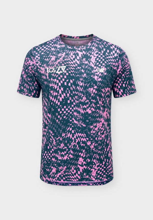 New Balance LONDON EDITION ATHLETICS PRINTED - Sports T-shirt - pink heat
