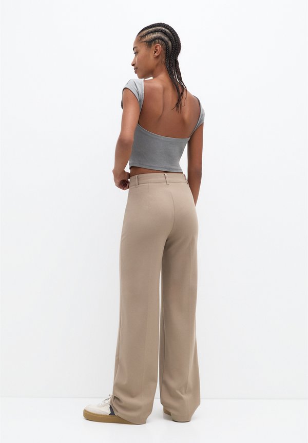 PULL&BEAR SEAMED