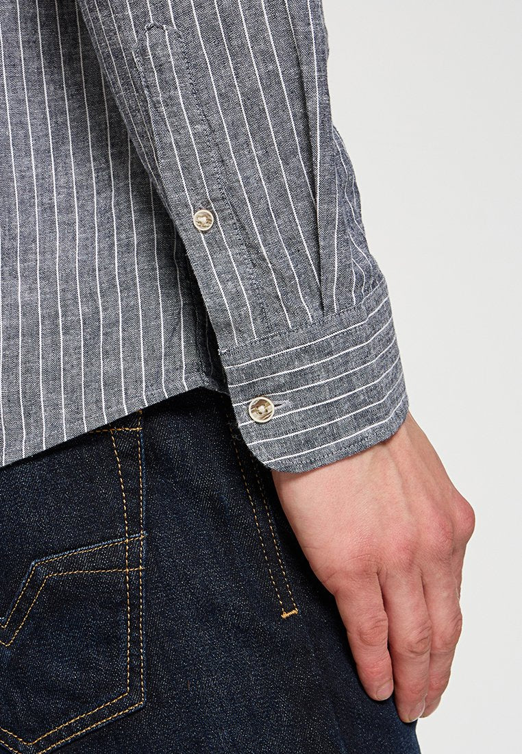 RELAXED FIT Media 4