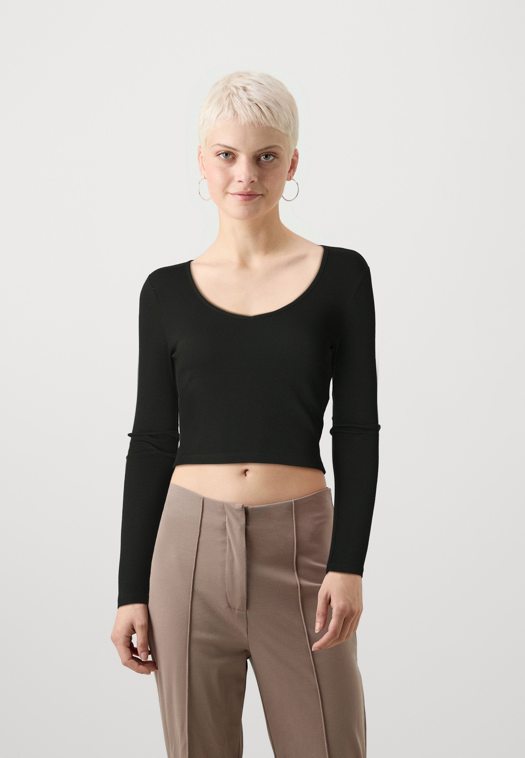 ONLY Petite ONLKAYA VNECK