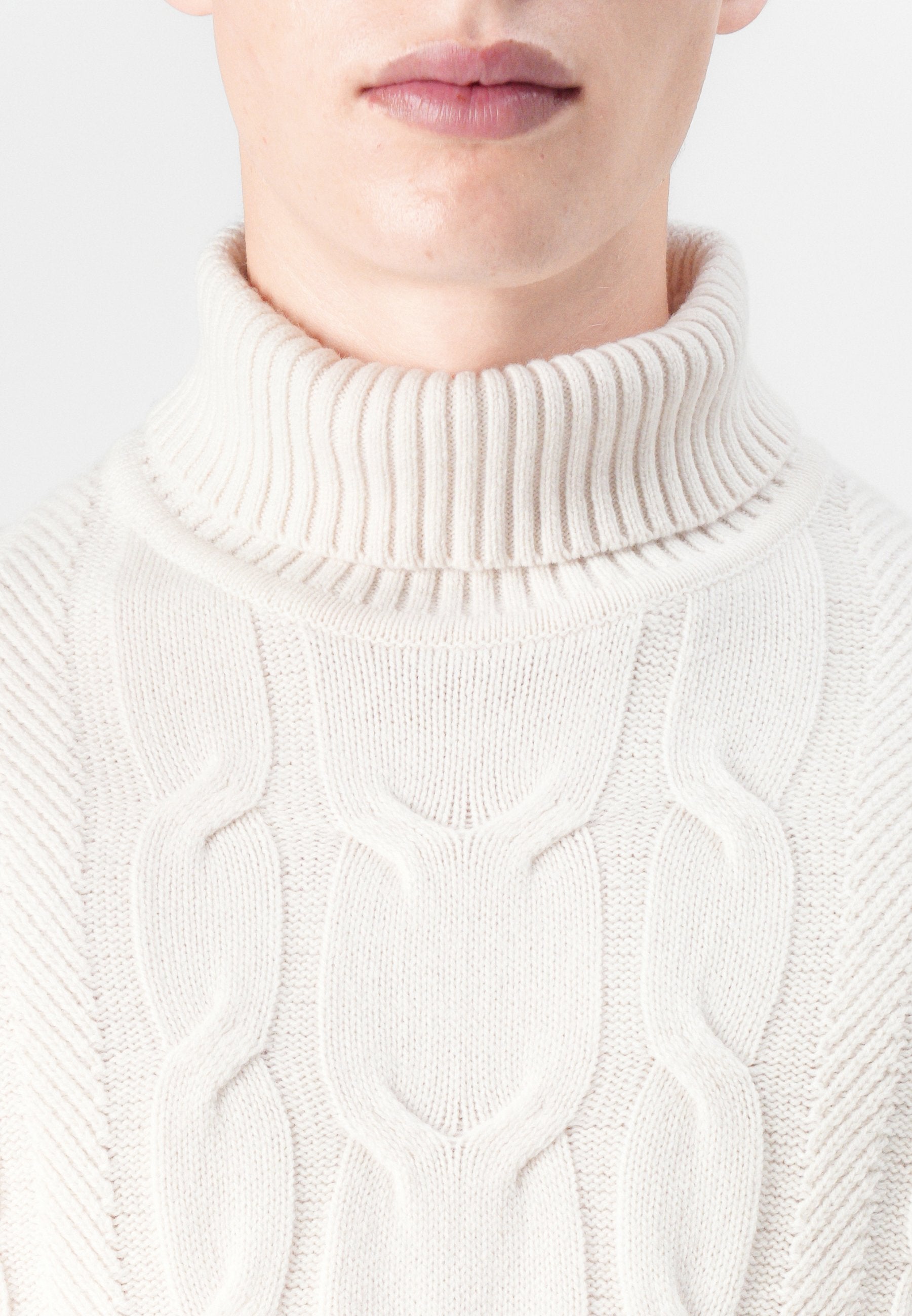 Hackett London CABLE ROLL NECK