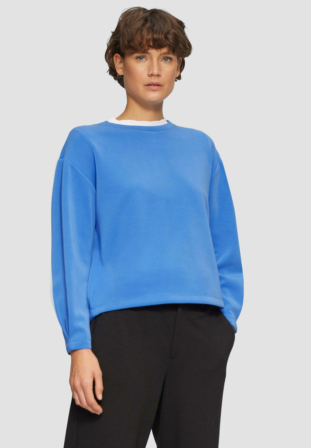 SCUBA-SWEATSHIRT AUS MODALMIX IM RELAXED FIT Media 3