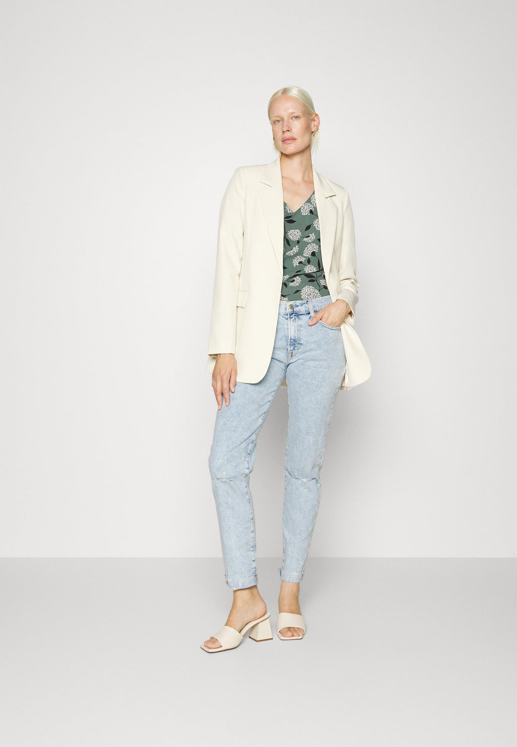 Gap Tall HEWLETT