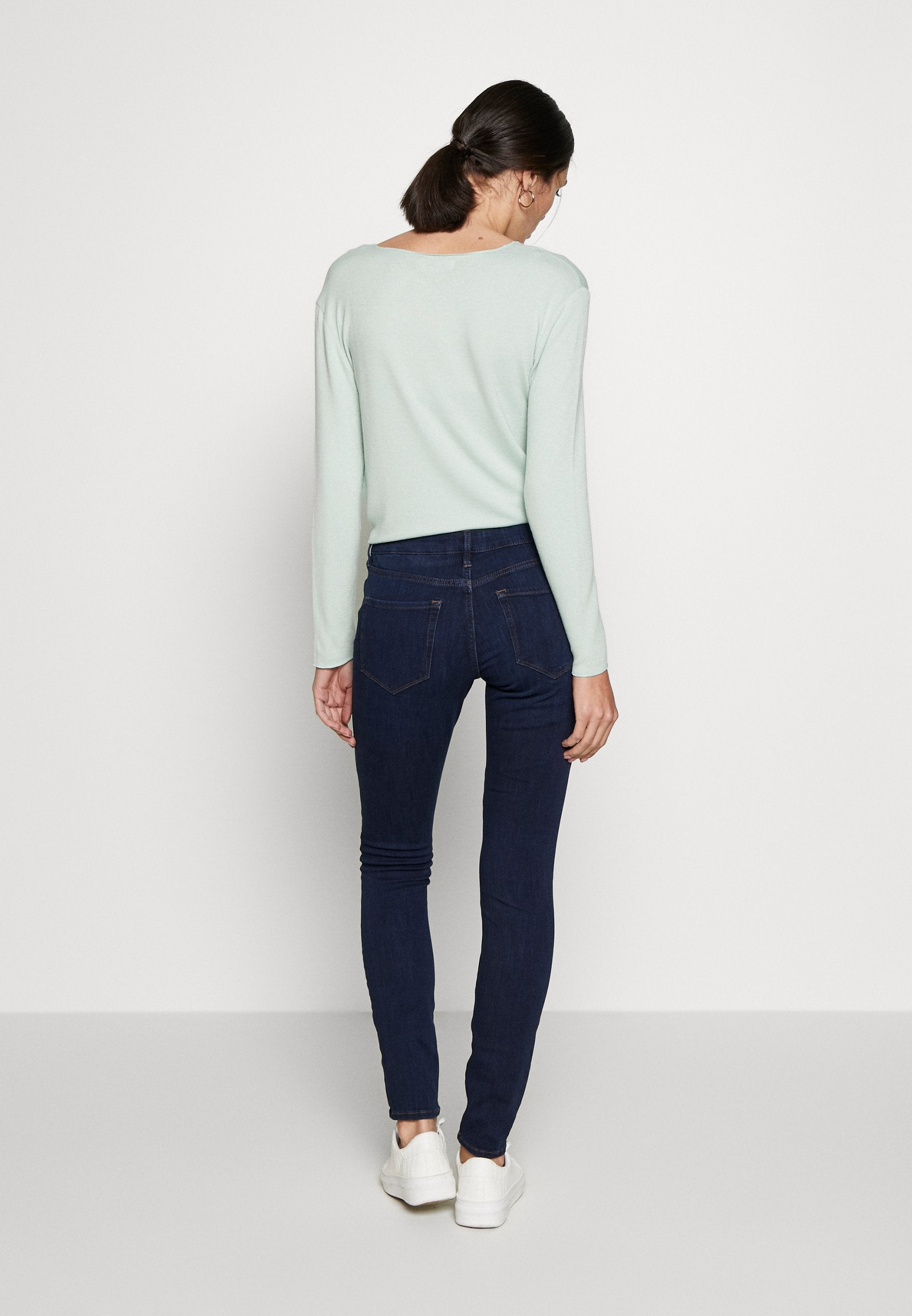 s.Oliver Jeans Skinny Fit Media 4