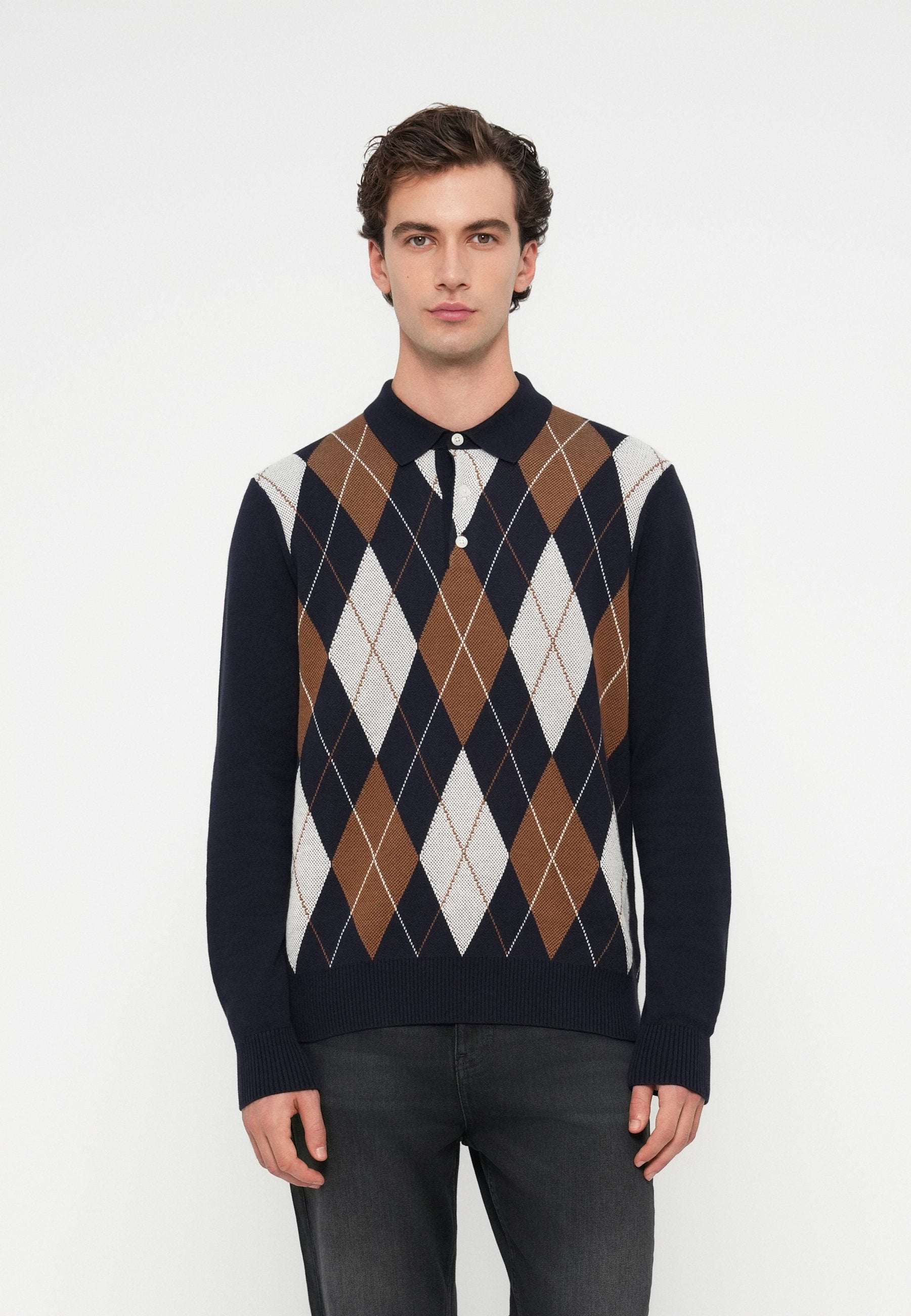 ARGYLE RUGBY COLLAR JUMPER Media 3