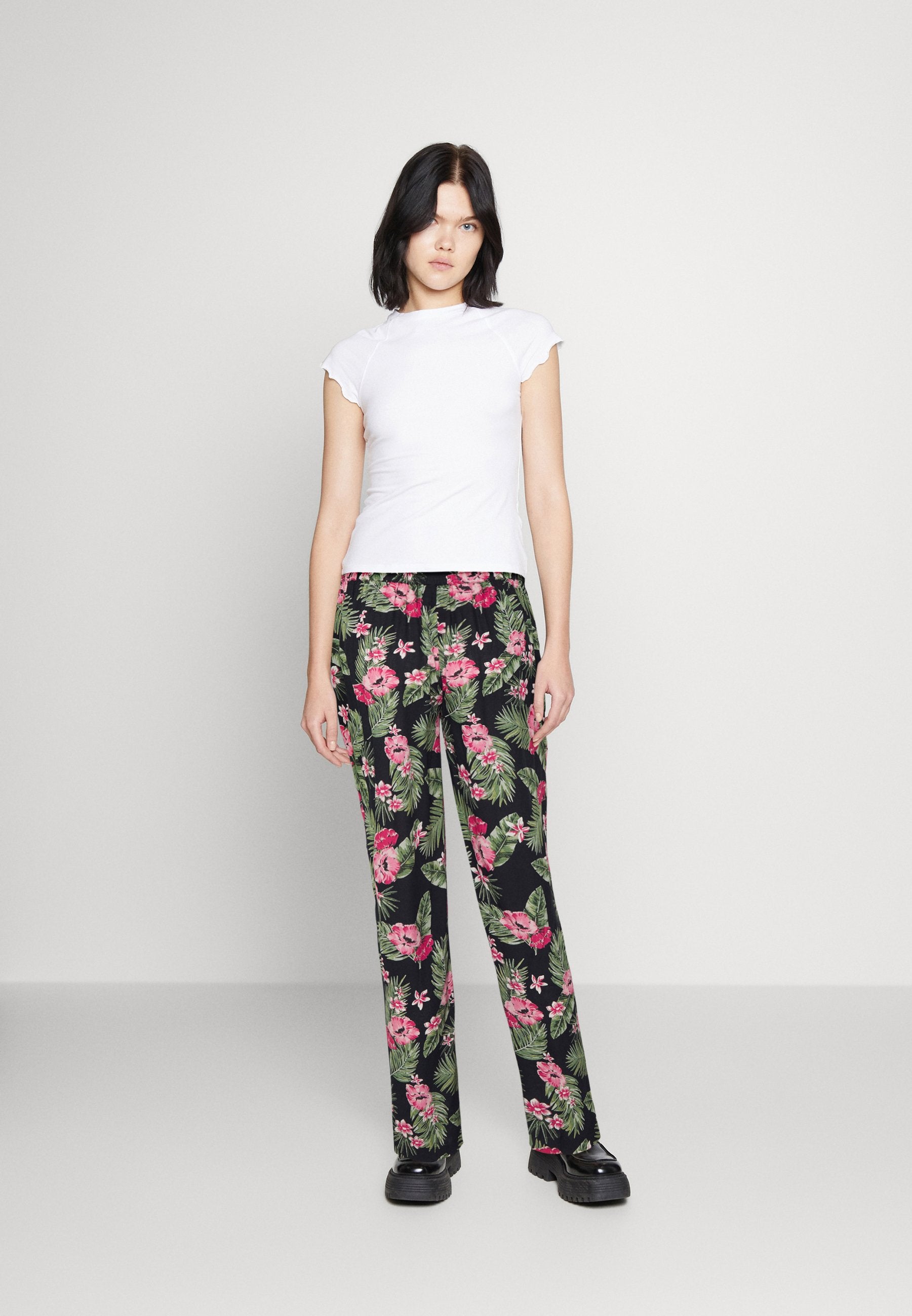 Pieces PCNYA WAIST PANT
