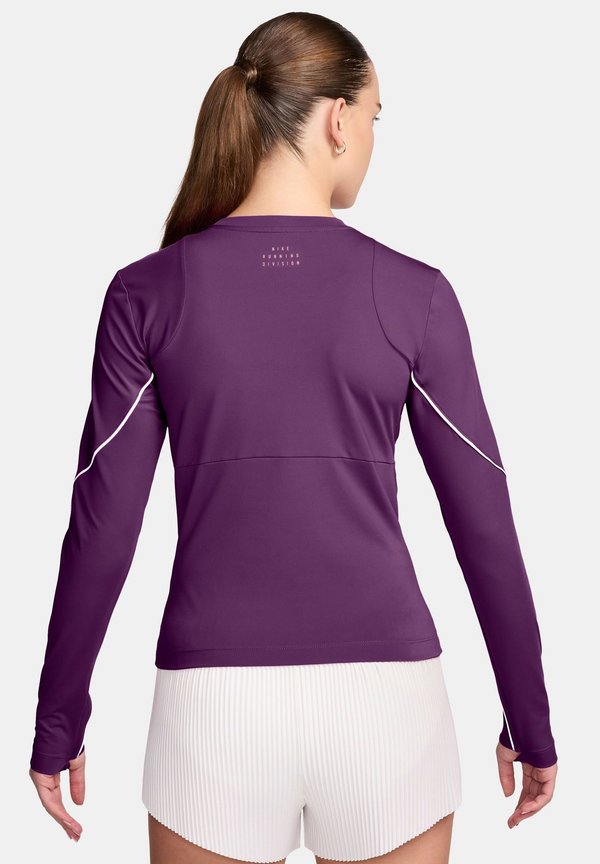 Nike Performance RUN