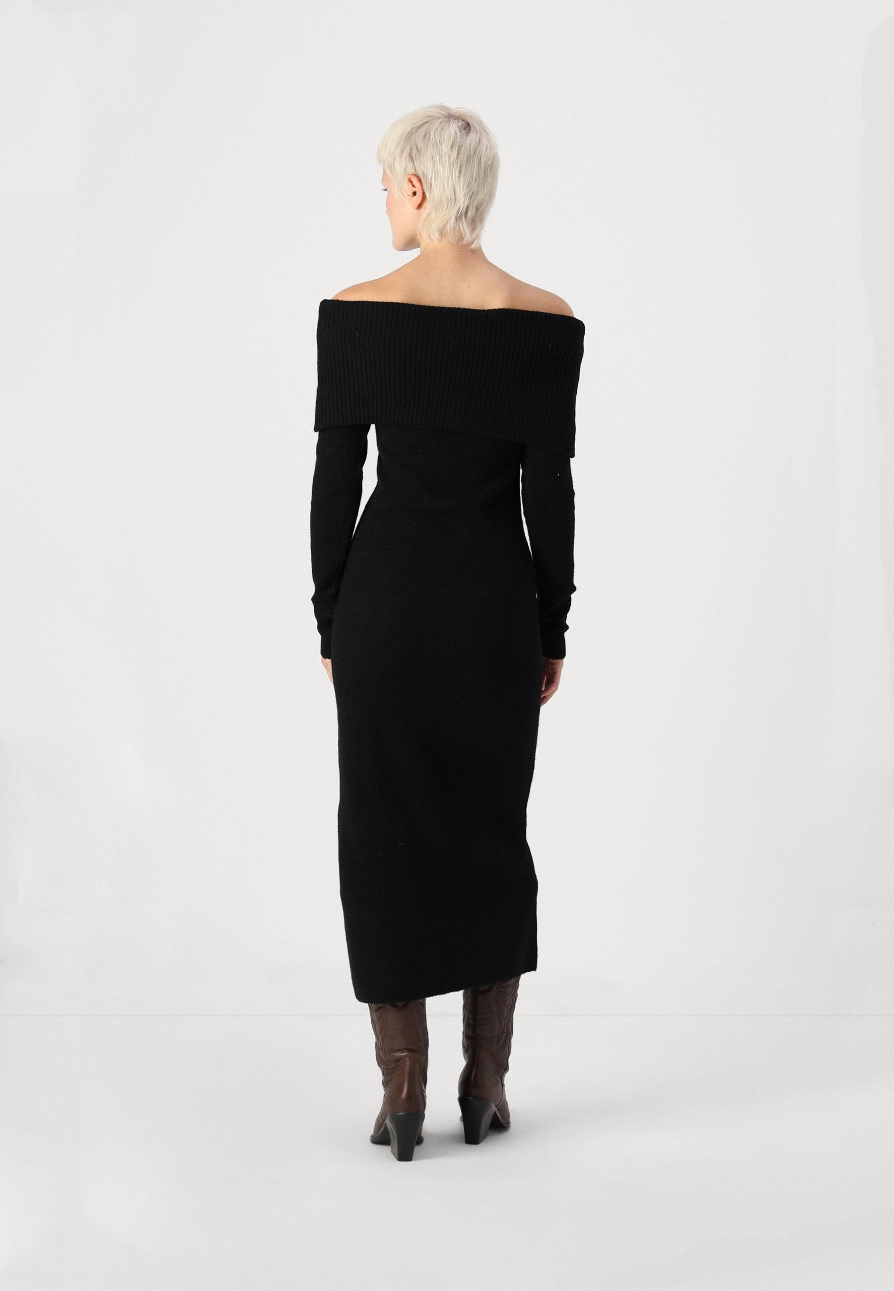 Pieces PCRIKO OFF SHOULDER DRESS