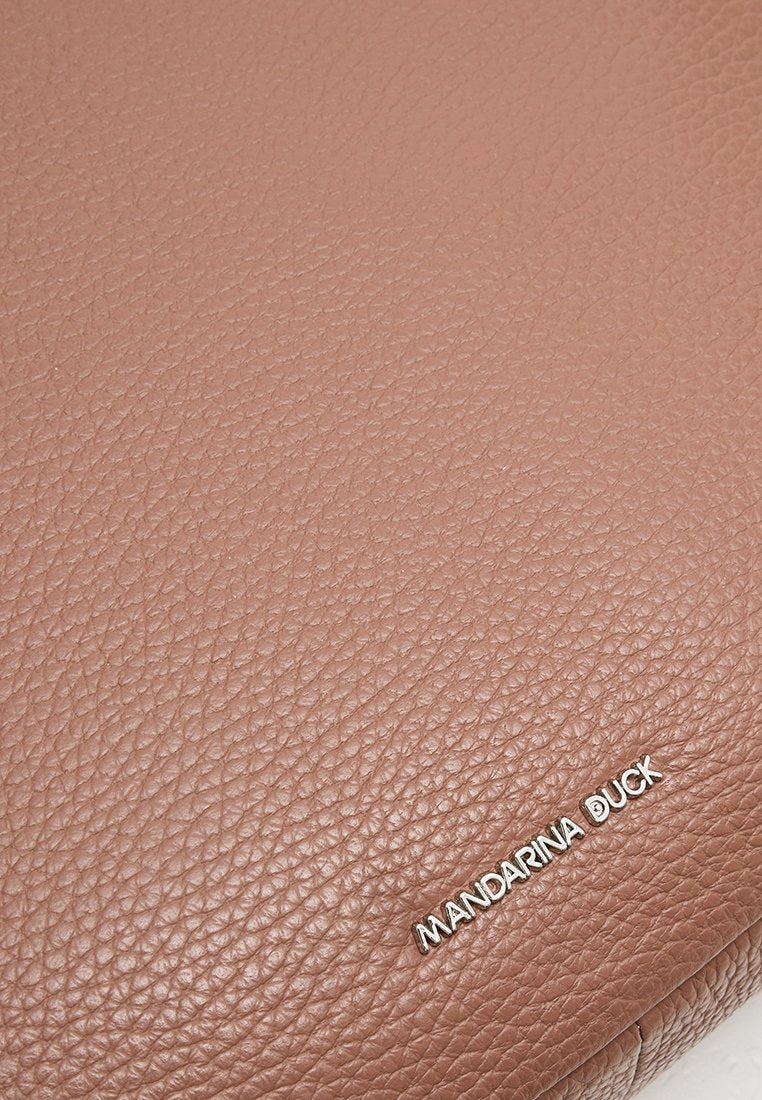 Mandarina Duck