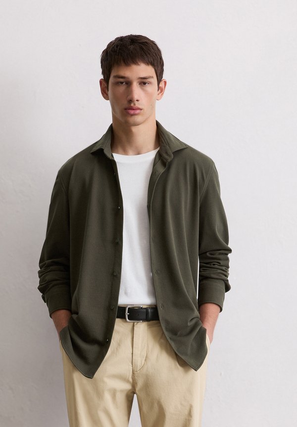 Marc O'Polo SPREAD COLLAR LONG SLEEVE ROUND HEM