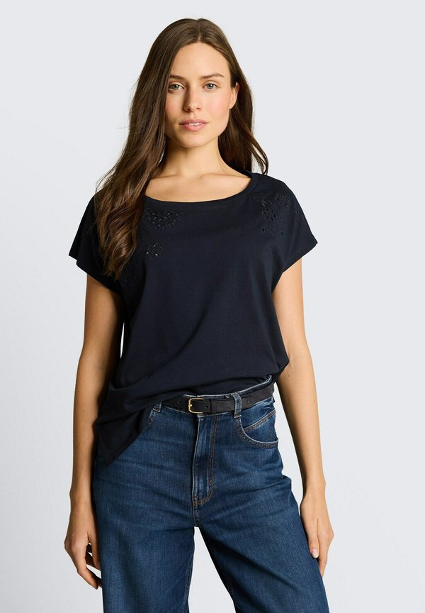 TOM TAILOR TOM TAILOR T-SHIRT T-SHIRT MIT LOCHSTICKEREIEN - Print T-shirt - sky captain blue