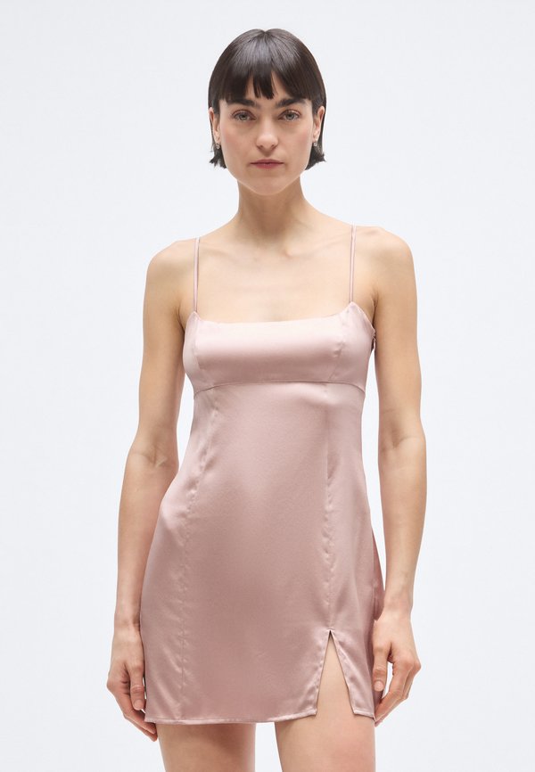 KIKI DE MONTPARNASSE TOUS LES JOURS NIGHTIE