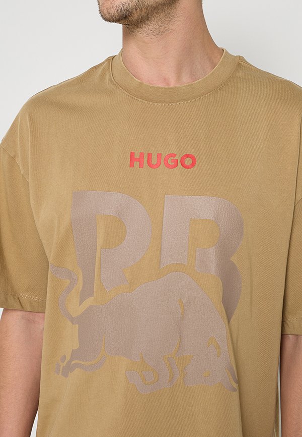 HUGO