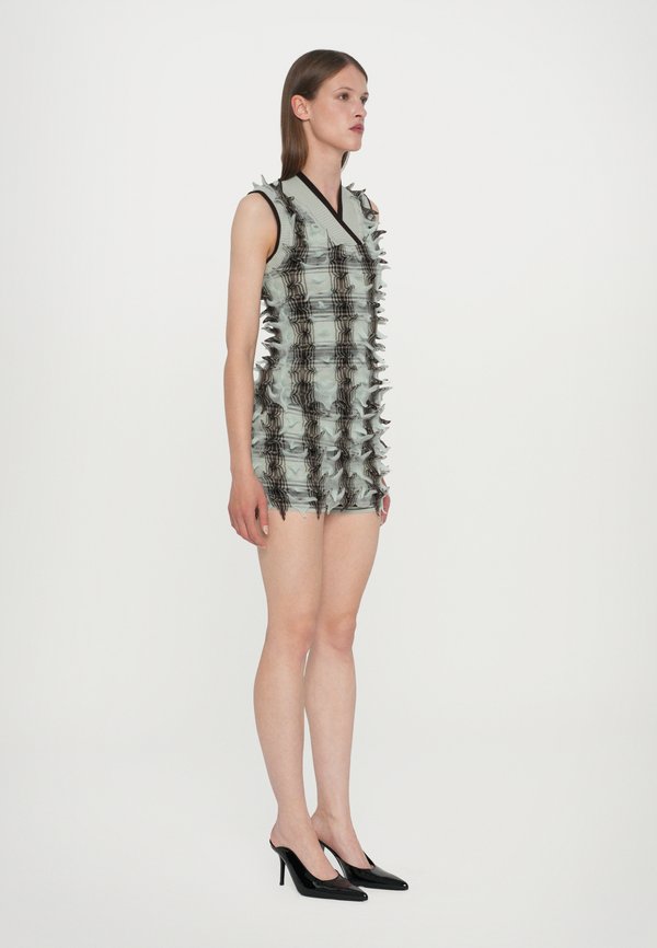 Chet Lo CHEQUERED SPIKEY