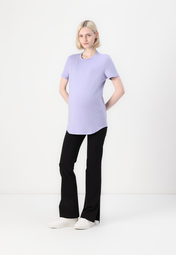 Nike Performance ONE