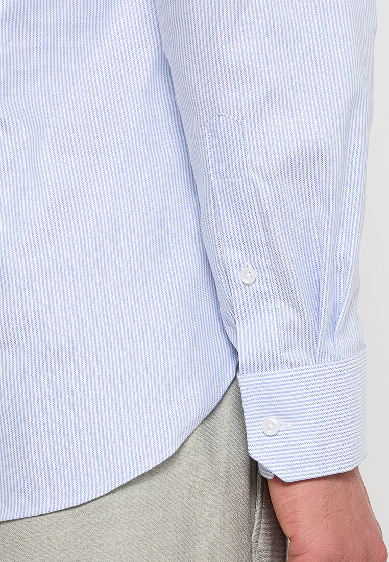 Michael Kors SLIM FIT