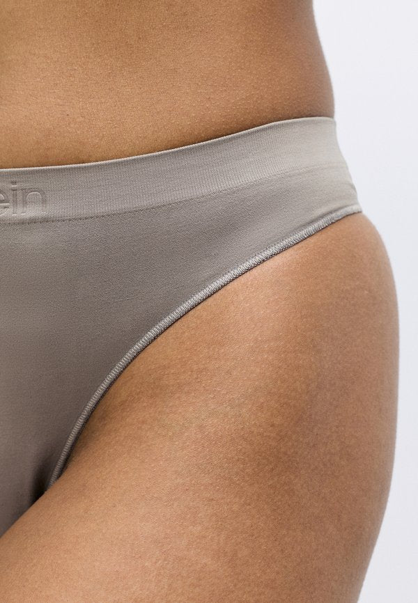 Calvin Klein Underwear THONG BONDED FLEX SEAMLESS 3 PACK