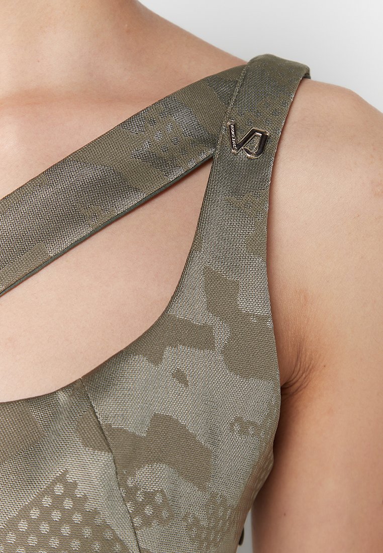 Versace Jeans Couture