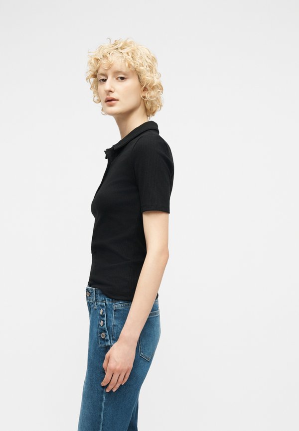 GAP LONG AND LEAN SAILOR