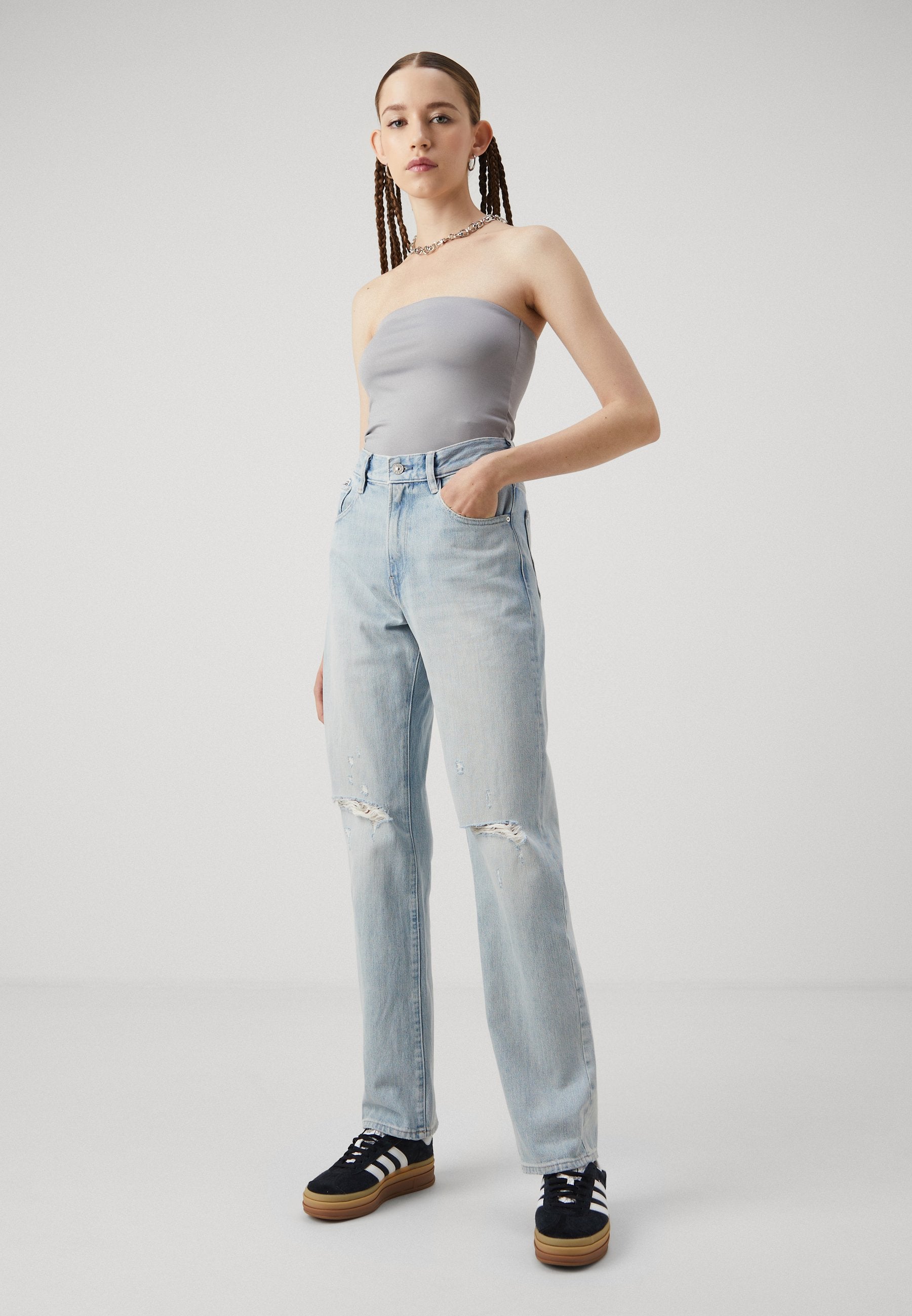 VIKTORIA HIGH STRAIGHT Media 5