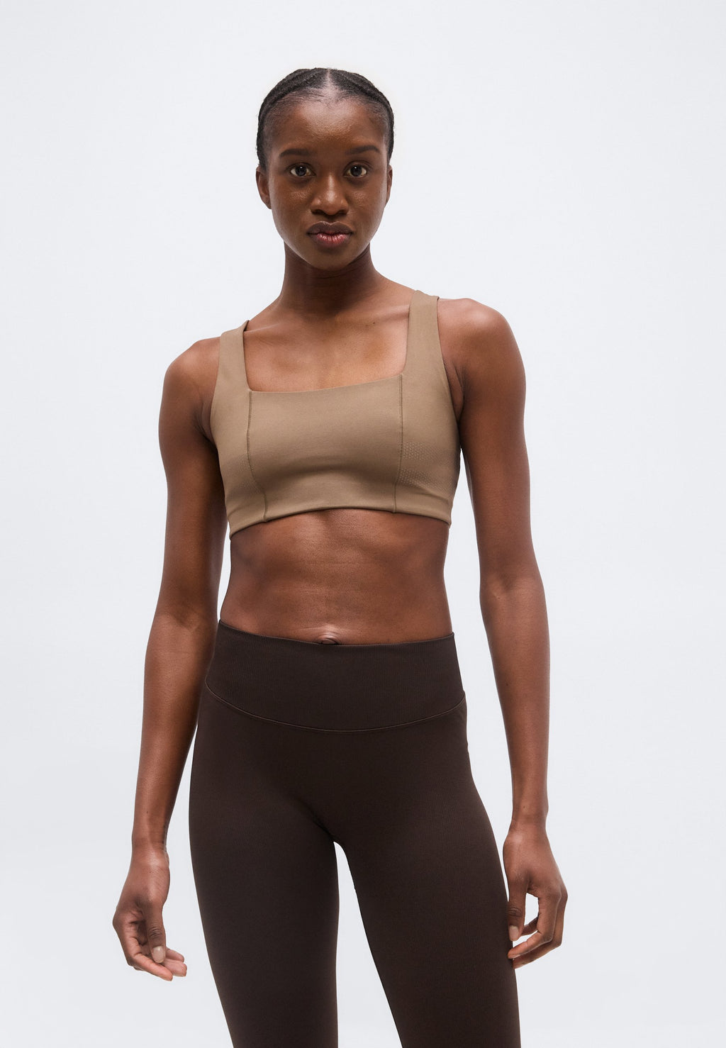 Stronger SIGNATURE SQUARE NECK BRA