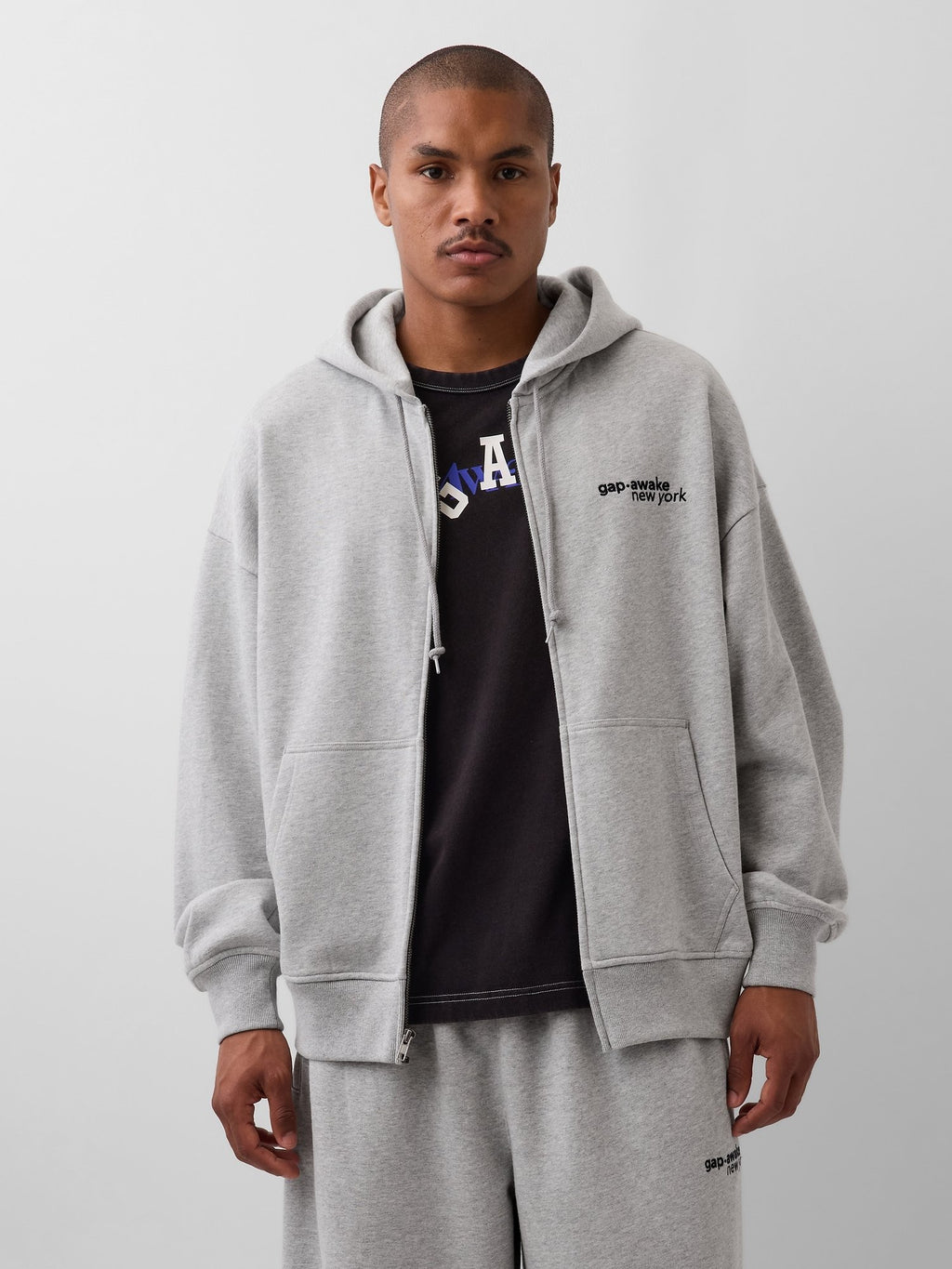 GAP GAP AWAKE NY HEAVYWEIGHT OVERSIZED LOGO ZIP HOODIE