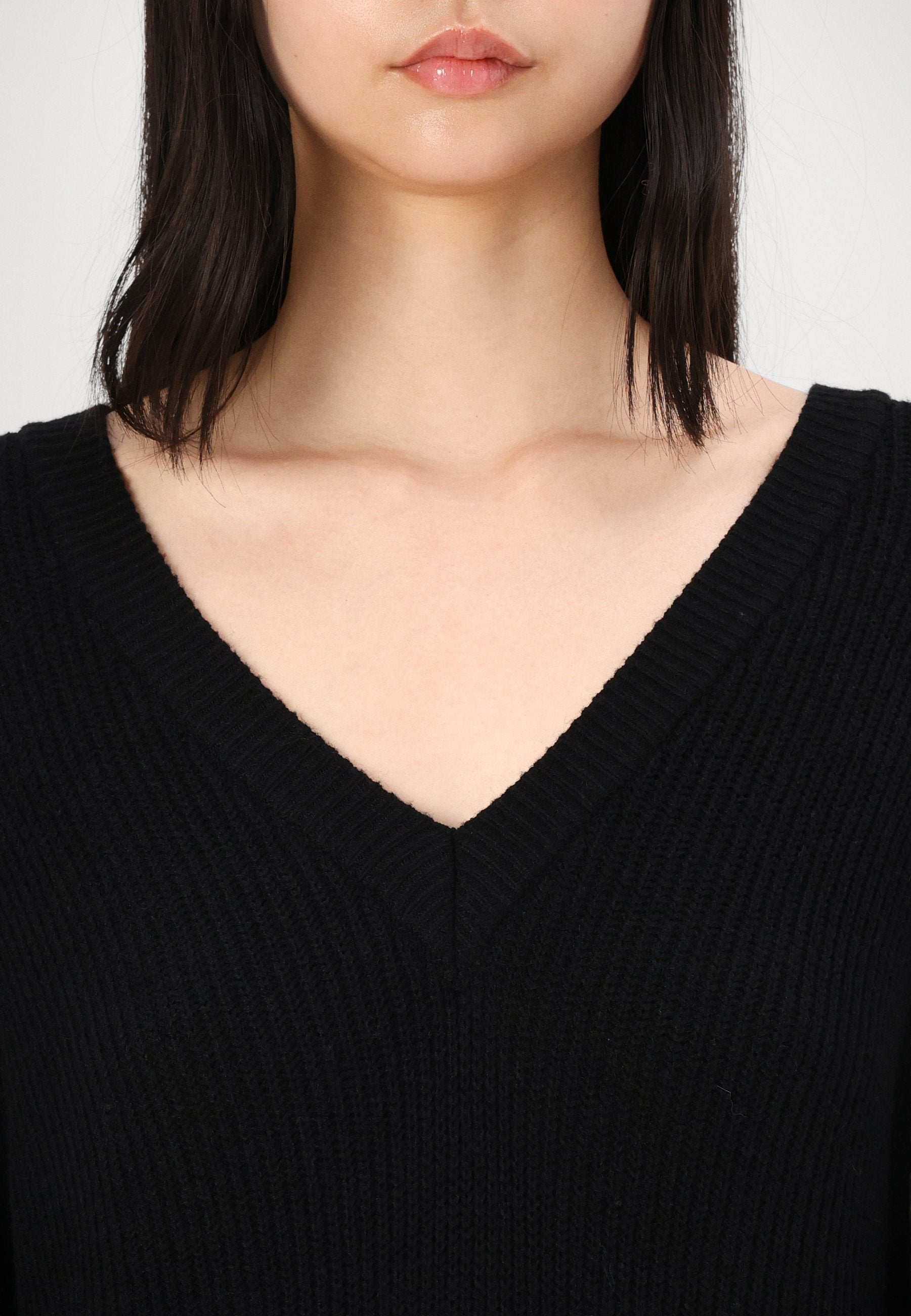 Object OBJMALENA L/S NOOS