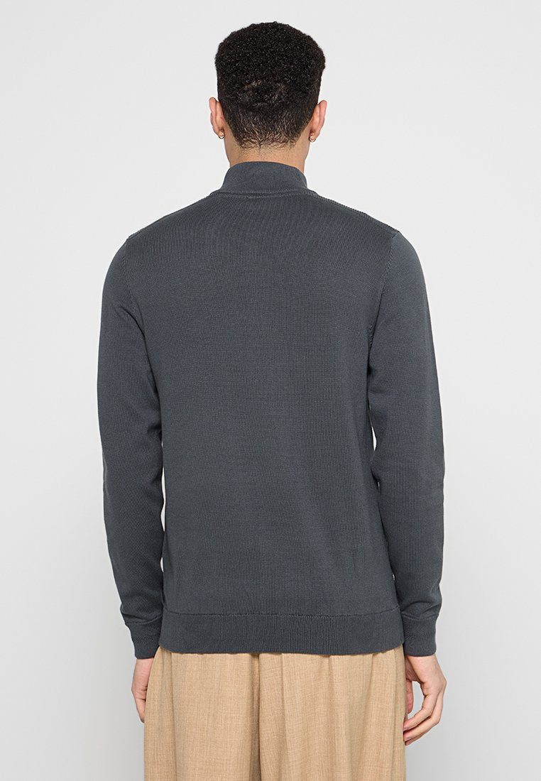 NO EXCESS Strickpullover Media 2